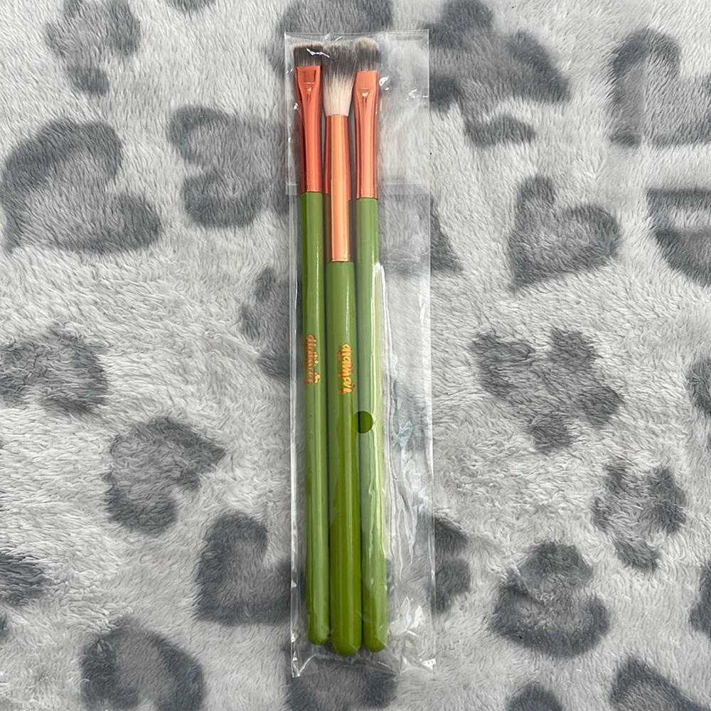 NEW ALAMAR 3 PIECE EYE DETAIL BRUSH SET